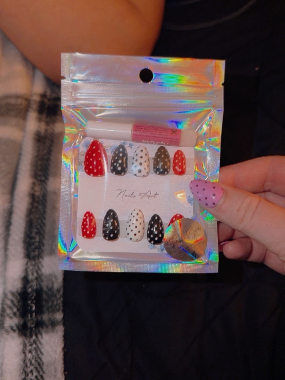 Nails Art Polka Dot Press-On Nails - Red, Black, White, Gray